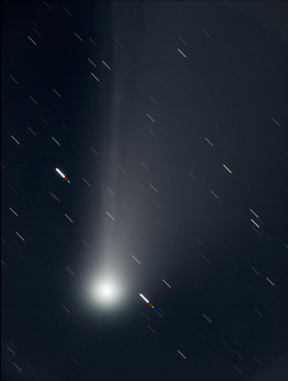 Comète Neowise 30/07/2020 100x5s luminance 20x5s rvb t380 f2 9 Cheverny